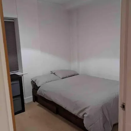 Beautiful 2 Bed Apt In Grand Canal Appartamento *
